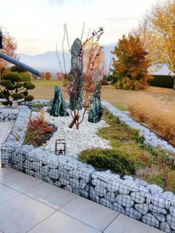 Votre paysagiste en Savoie vous propose tous types d'aménagements de jardin ainsi que leurs entretiens