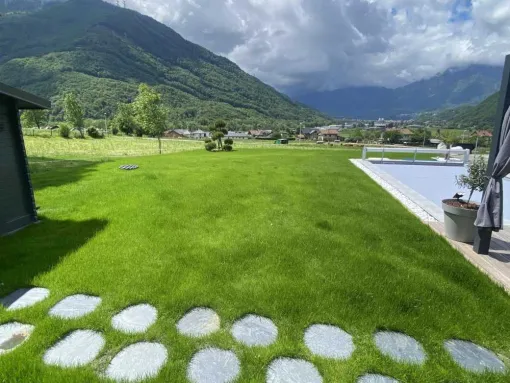 Travaux d'engazonnement de jardin vers Chambéry, Albertville, Parcs et Jardins