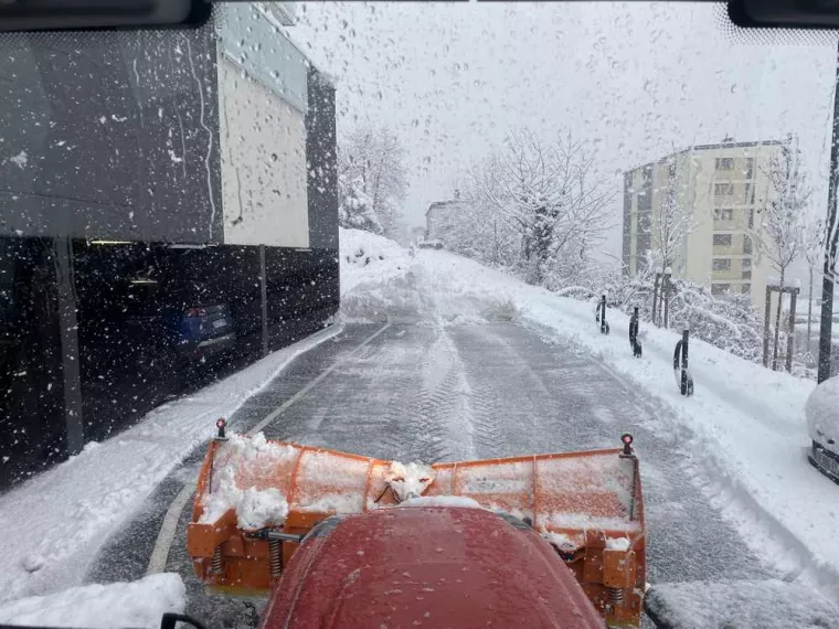 Déneigement accés parkings Albertville, Albertville, Parcs et Jardins