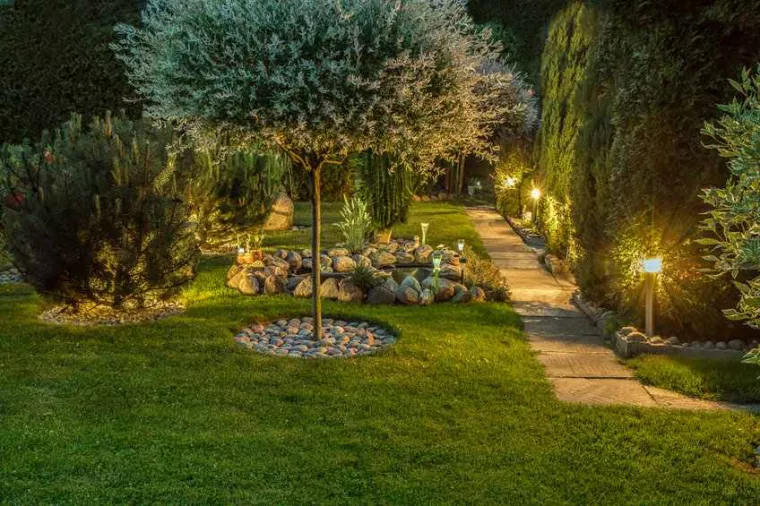 Entretien régulier ou ponctuel de jardin à Méribel, Albertville, Parcs et Jardins