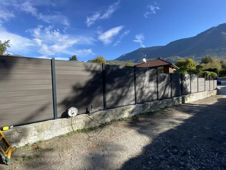 Quelle clôture choisir pour cacher le vis-à-vis ?, Albertville, Parcs et Jardins