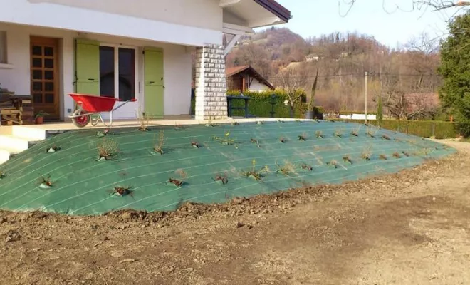 Un jardin impeccable en été comme en hiver ?, Albertville, Parcs et Jardins
